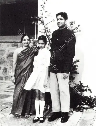 Unknown (Photographer). Subramanyan with his wife Susheela and daughter Uma. Photographic Still, n.d | Contemporary Photograph, K.G. Subramanyan | FineArts | 00182470