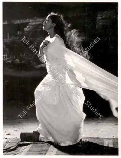 Josef Wirsching (Cinematographer), Dil Apna Aur Preet Parai, 1960, Photographic Still