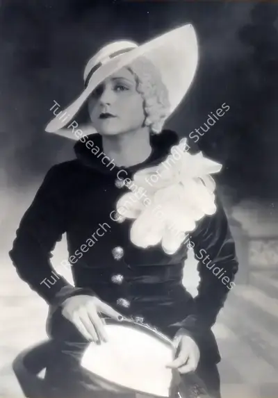 Nandlal Jashwantlal (Director), Bambai Ki Billi, 1936, Photographic Still