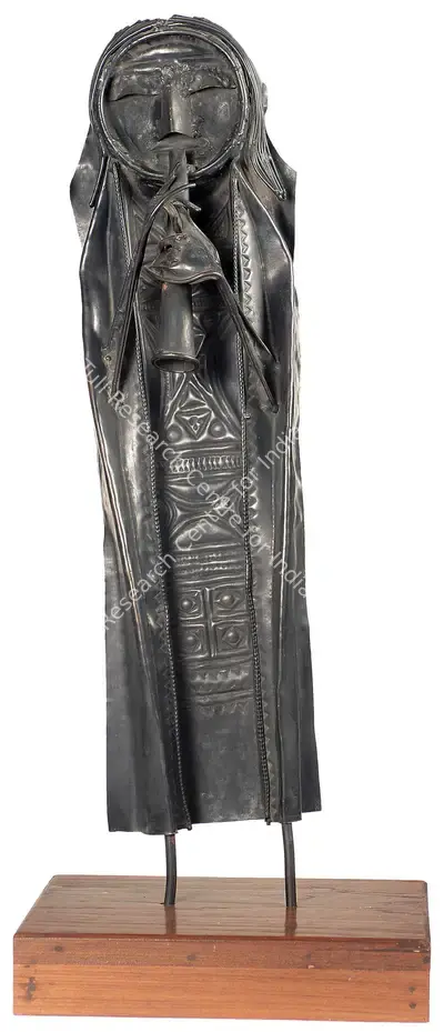 Janakiram, P.V. (Artist). Untitled. Copper sheet on wooden base, c.1975 | Sculpture | FineArts | 00896781
