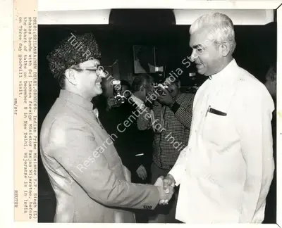 Sunil Malhotra (Photographer), Del01: Srilanka: New Delhi, 08Dec89, 1989, Contemporary Photograph