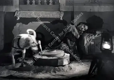 Raman B. Desai (Director), Griha Lakshmi, 1959, Photographic Still