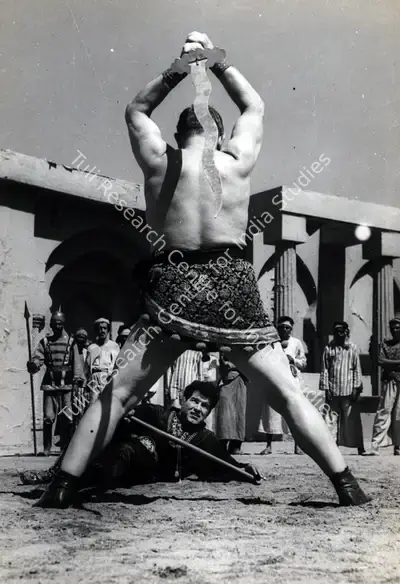 Bhojwani (Producer), Khakaan, 1965, Photographic Still