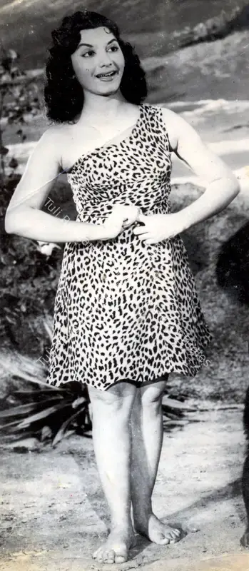 Anant Wadadeker (Cinematographer), Zimbo, 1958, Photographic Still
