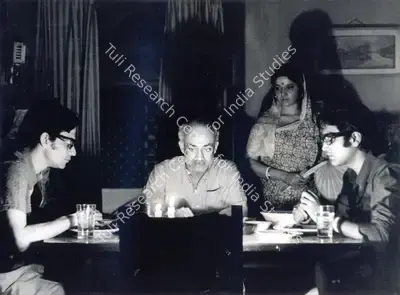 Soumendu Roy (Cinematographer), Jana Aranya, 1976, Photographic Still