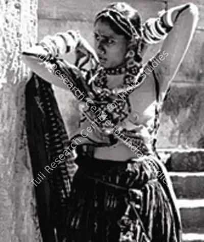 Ketan Mehta (Director), Andher Nagri, 1980, Photographic Still