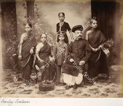 Unknown (Photographer), Group of Brahamins, Pareu Caste, Antiquarian Photograph