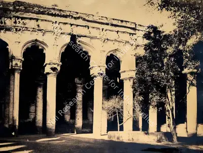 Capt. Linnaeus Tripe (Photographer), Facade of the Western side of the Quadrangle, Madura, 1858, Antiquarian Photograph
