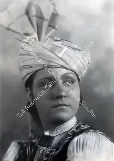 Nandlal Jashwantlal (Director), Bambai Ki Billi, 1936, Photographic Still