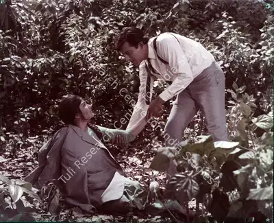 Peter Pereira (Cinematographer), Sachaa Jhutha, 1970, Photographic Still
