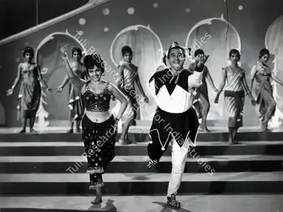 Som Haksar (Director), Ladka Ladki, 1966, Photographic Still