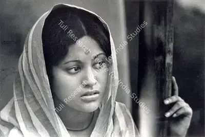 Soumendu Roy (Cinematographer), Ashani Sanket, 1973, Photographic Still