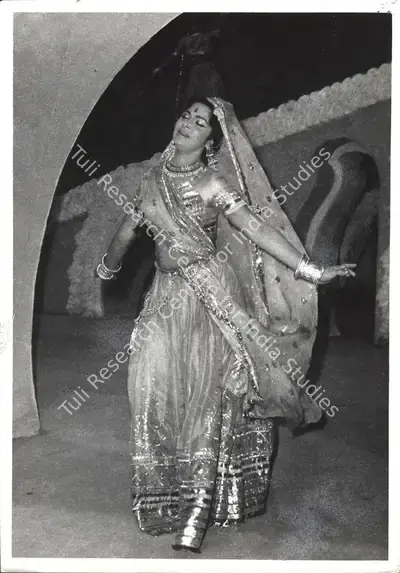 Fali Mistry (Cinematographer), Guide, 1965, Photographic Still
