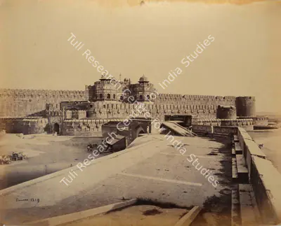 Samuel Bourne (Photographer), Agra Fort, 1865, Antiquarian Photograph