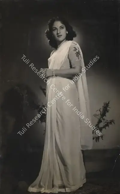 R.L. Malhotra (Producer), Dhuaan, 1953, Photographic Still