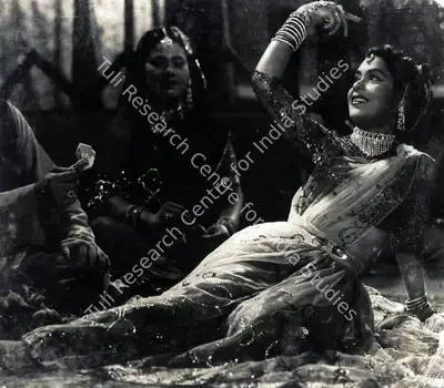 Aga Hasham (Cinematographer), Duniya Jhukti Hai, 1960, Photographic Still
