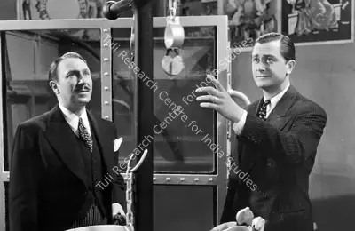 Charles Lawton Jr. (Cinematographer), Miracles for Sale, 1939, Photographic Still