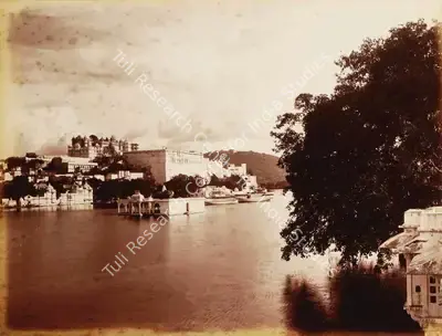 Lala Deen Dayal (Photographer), Palace view from the lake Odeypur, 1890, Antiquarian Photograph
