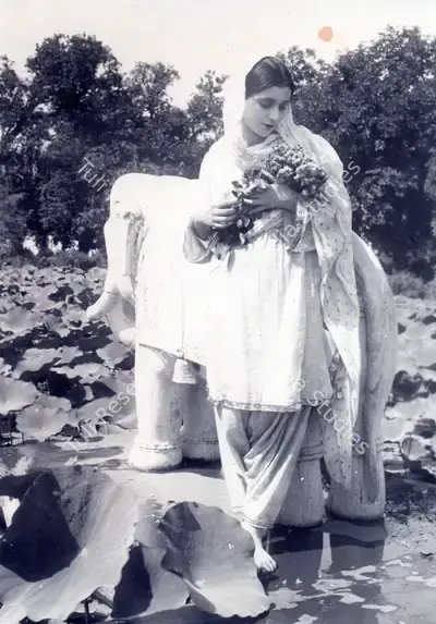 R.S. Choudhry (Director), Anarkali, 1935, Photographic Still