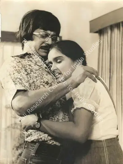 Barun Mukherjee (Cinematographer), Gehrayee, 1981, Photographic Still