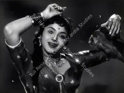 Tara Dutt (Cinematographer), Jis Desh Men Ganga Behti Hai, 1960, Photographic Still