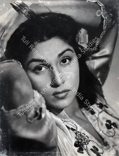 R.H. Khilnaney (Producer), Saloni, 1952, Photographic Still