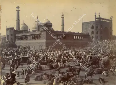 Unknown (Photographer), Crowd near Jama Masjid, Delhi, Antiquarian Photograph