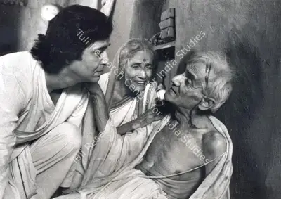 Soumendu Roy (Cinematographer), Hirak Rajar Deshe, 1980, Photographic Still