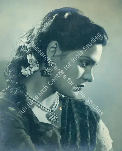 Shanti Kumar (Director), Rakhi, 1949, Photographic Still