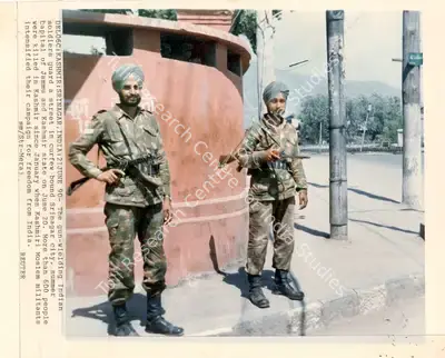 Meraj (Photographer), Del06C: Kashmir: Srinagar, India: 21June90, 1990, Contemporary Photograph