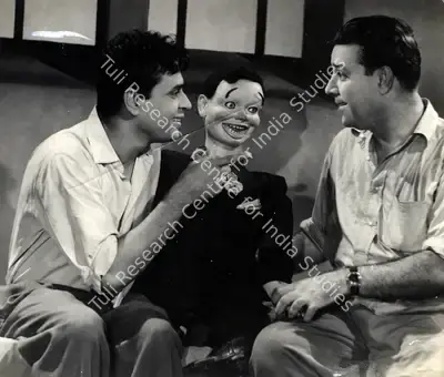 Vasant Nagesh Buva (Cinematographer), Akeli Mat Jaiyo, 1963, Photographic Still