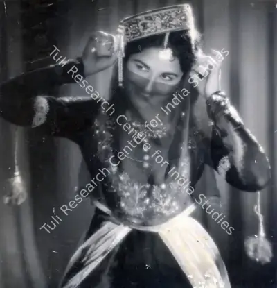 Nandlal Jashwantlal (Director), Anarkali, 1953, Photographic Still