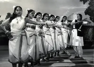 Dilip Bose (Director), Chandi Ki Deewar, 1964, Photographic Still