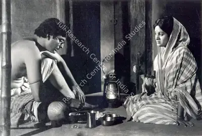 Soumendu Roy (Cinematographer), Ashani Sanket, 1973, Photographic Still