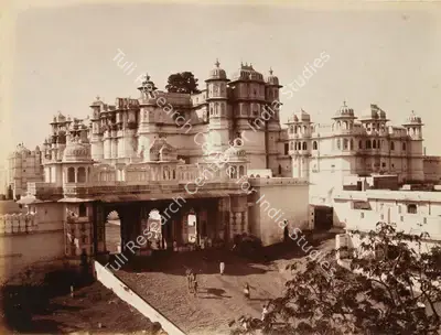 Lala Deen Dayal (Photographer), Palace and triple gate Odeypur, 1890, Antiquarian Photograph