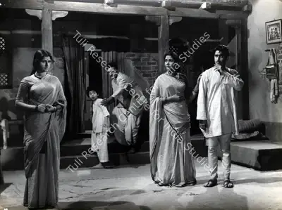 Sohrab Modi (Producer), Mera Ghar Mere Bachchay, 1960, Photographic Still