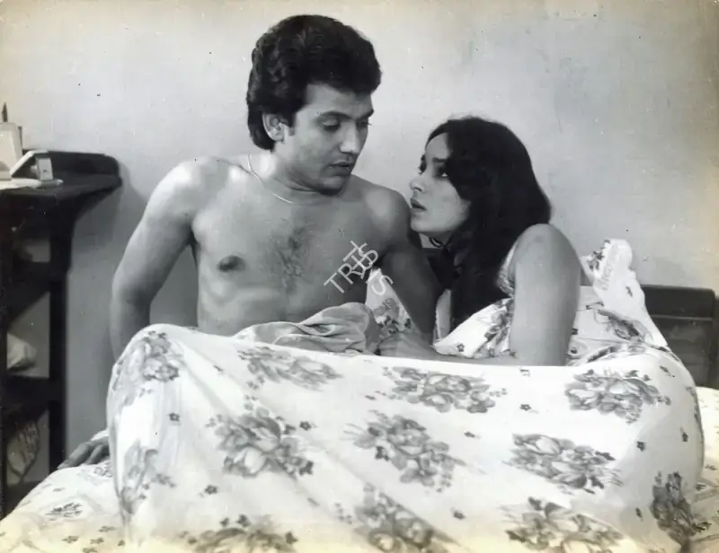 Madan Jain as Vilas Chitre