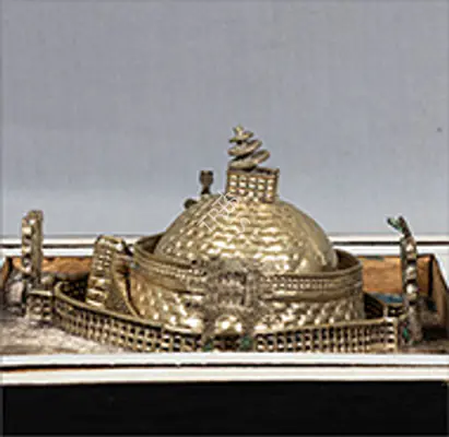 Sculptures & Other Artefacts