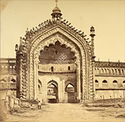 Gateways (including toranas)