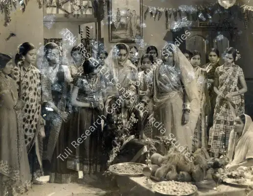 Shirodkar, G.N. (Cinematographer), Station Master, 1942 | Photographic Still | CinemaEducation | 00888610