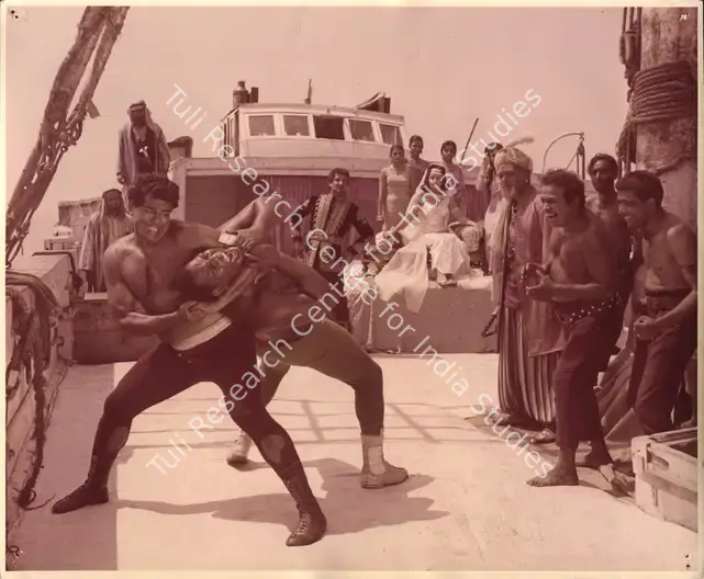 Kohli, Raj Kumar (Producer), Lootera, 1965 | Photographic Still | CinemaEducation | 00889132