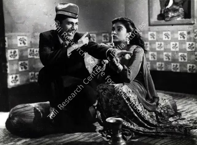 Ratra, V. (Cinematographer), Funtoosh, 1956 | Photographic Still | CinemaEducation | 00885226