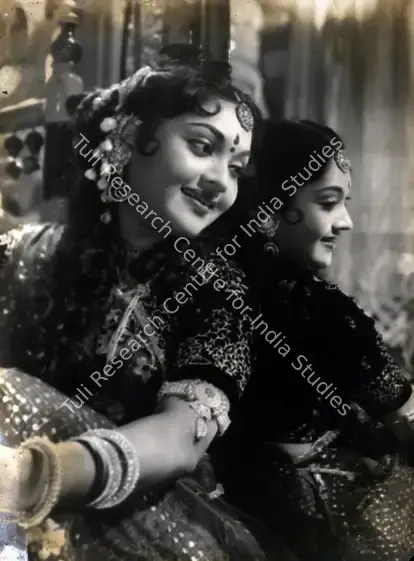 Gajjar, Bipin (Cinematographer), Patrani, 1956 | Photographic Still | CinemaEducation | 00886977