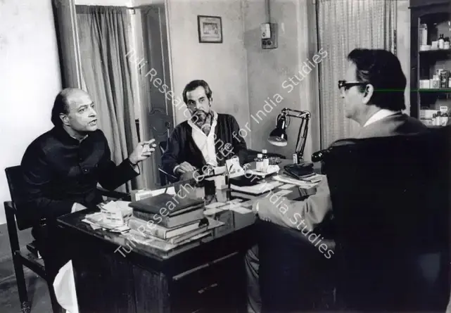 Malik, Ravi (Cinematographer), Ganashatru, 1990 | Photographic Still | CinemaEducation | 00891128