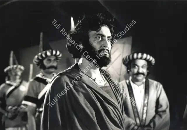 Roy, Soumendu (Cinematographer), Hirak Rajar Deshe, 1980 | Photographic Still | CinemaEducation | 00891216