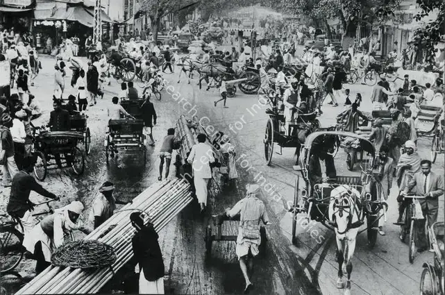 Rai, Raghu (Photographer). Chawri Bazar Traffic, Delhi. Ilford-Multigrade RC– Pearl Warmtone, 1966 | Contemporary Photograph | Photography | 00114927