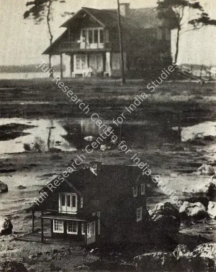 Nykvist, Sven (Cinematographer), The Model and the house in The Sacrifice | Photographic Still, Journal of Arts & Ideas, January-June 1987 | CinemaEducation | 00710305