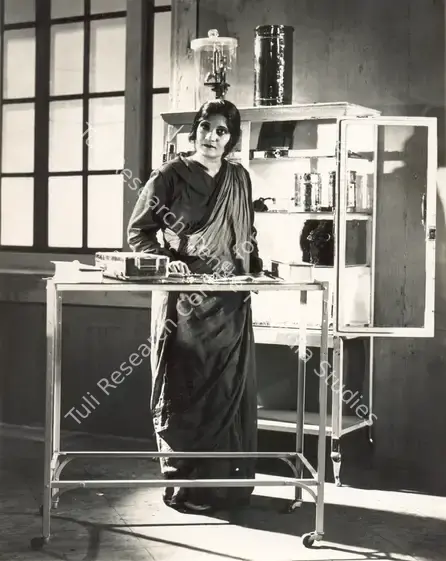 Master, Homi (Director), Naya Zamana, 1935 | Photographic Still | CinemaEducation | 00886653