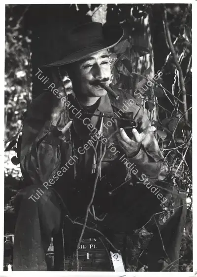 Ratra, V. (Cinematographer), Hum Dono, 1961 | Photographic Still | CinemaEducation | 00889138