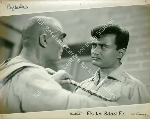 Kale, G (Cinematographer), Ek Ke Baad Ek, 1960 | Lobby Card | CinemaEducation | 00816220